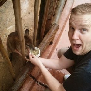 Meet your Posher, Douglas